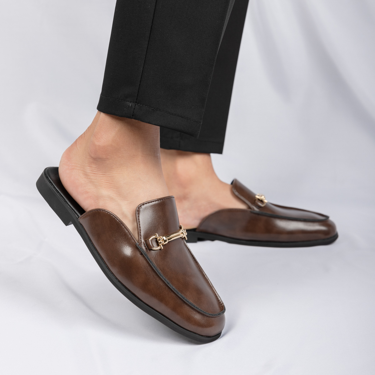 Mules décontractées pour homme - Flip Flop Leather Men avis et prix